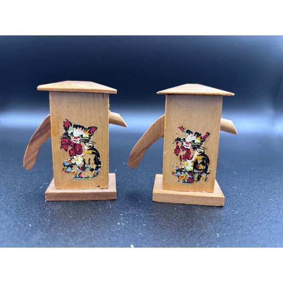 Vintage Wooden Salt & Pepper Shakers Cat Design MCM 60's AS IS - Picture 1 of 7